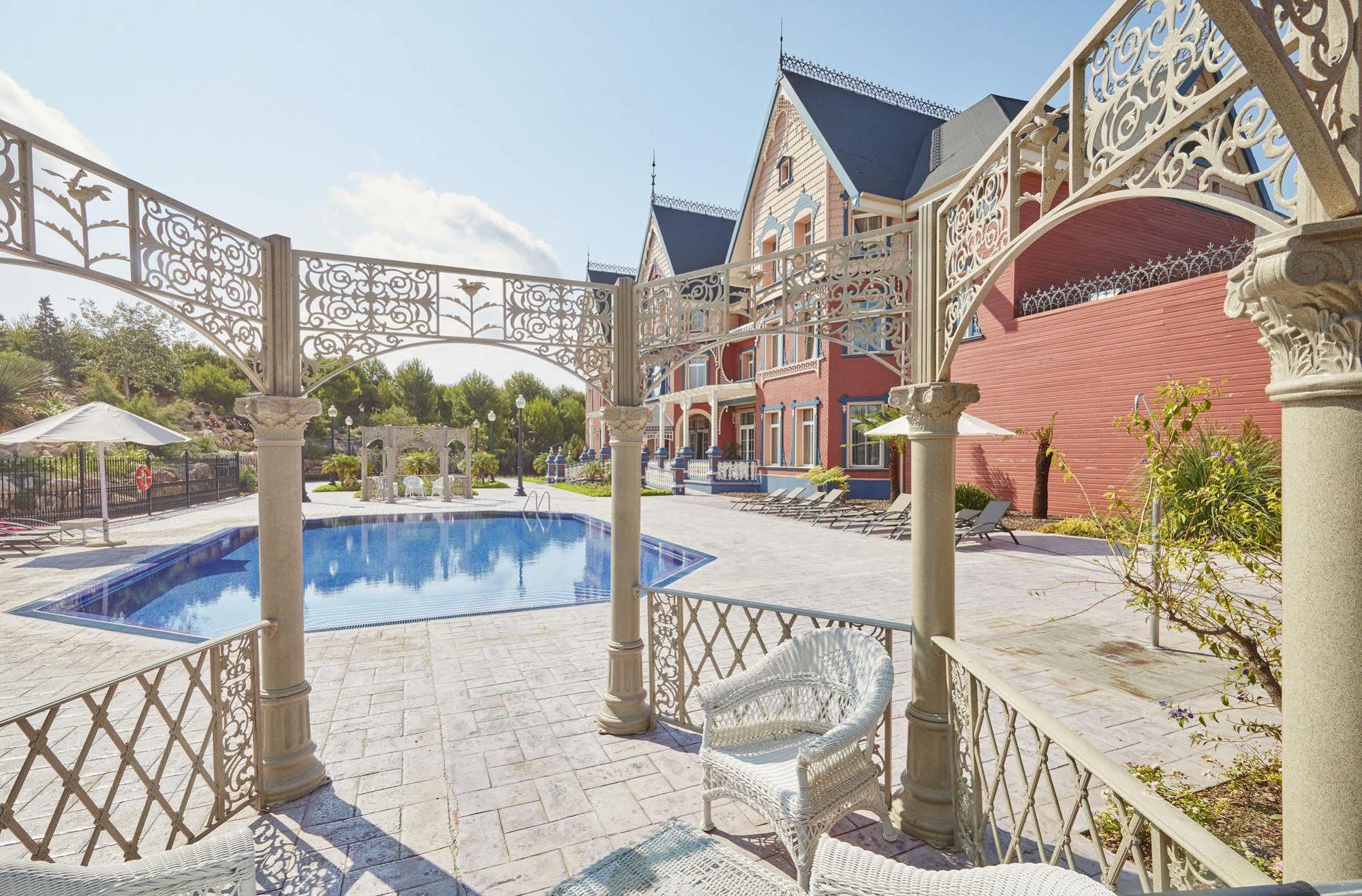 Portaventura Hotel Lucy'S Mansion - Includes Unlimited Access & Express Wristband To Portaventura Park & Ferrari Land Salou Exterior foto